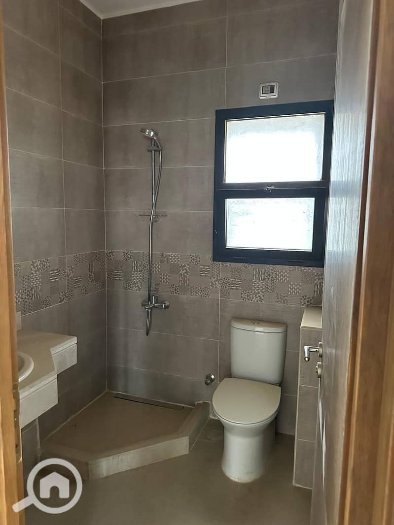 9 WhatsApp Image 2025-11-01 at 10.18. 13 PM (1). jpeg