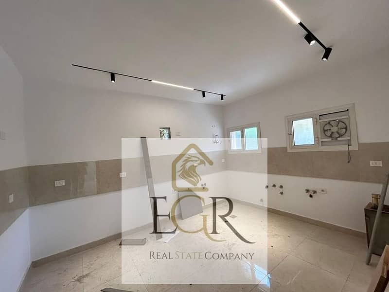 10 580475612_731682662560252_7524036659806286566_n. jpg