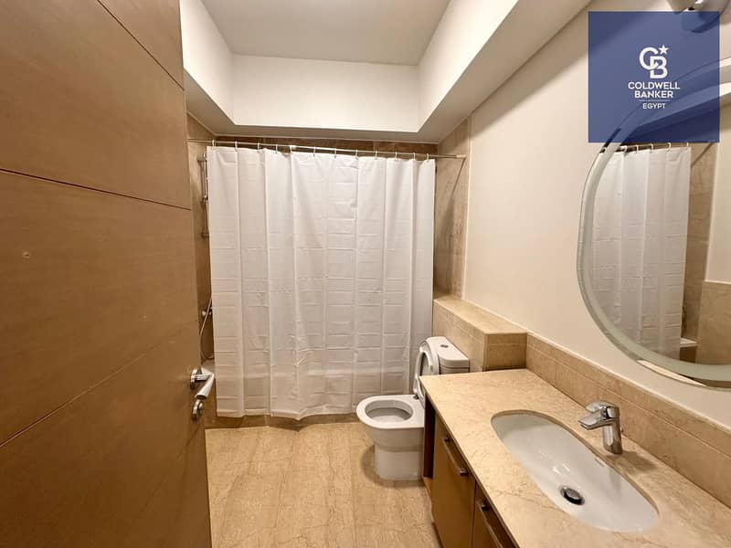 12 0e2b276a-1135-46db-8dc1-e474a562e34c. jpeg