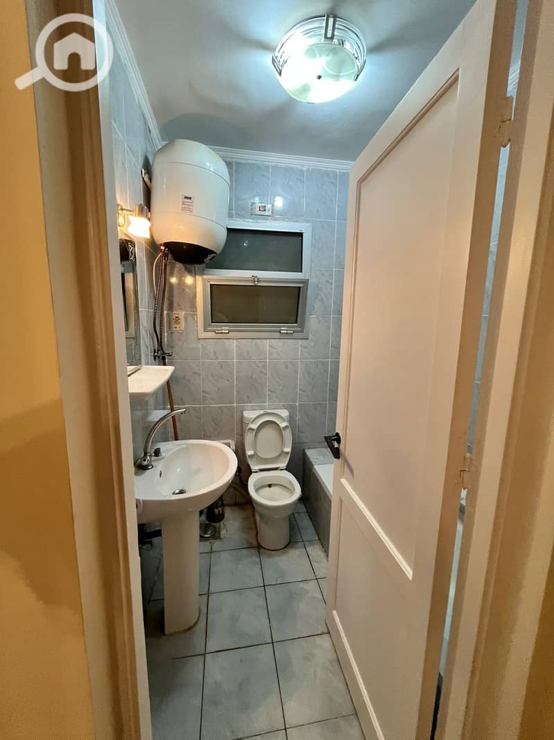 10 WhatsApp Image 2025-11-11 at 14.23. 28_e442f75f. jpg