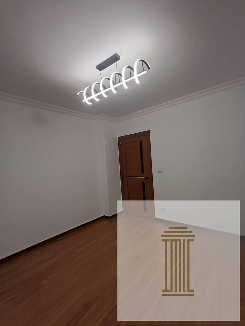 25 WhatsApp Image 2025-11-11 at 7.59. 28 AM. jpeg