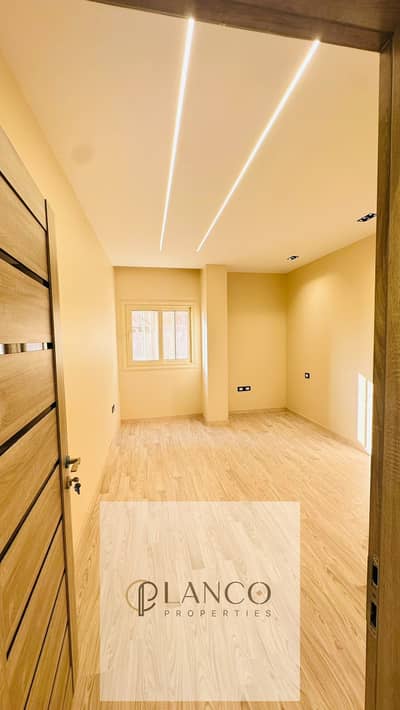 3 Bedroom Flat for Sale in Sheikh Zayed, Giza - IMG-20251111-WA0049. jpg