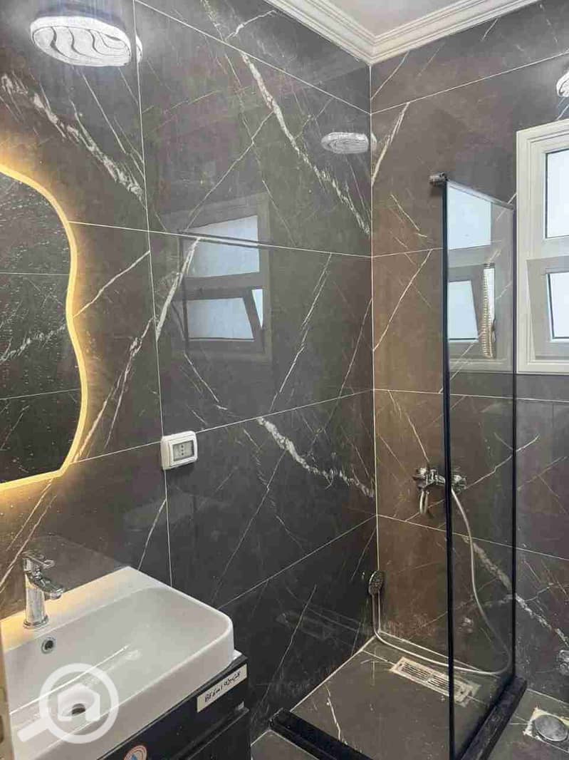 1000434558. jpg 1000434558. jpg