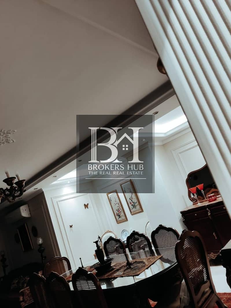 20 e9f129c0-0335-42e2-9c76-6bb2937d5823. jpeg