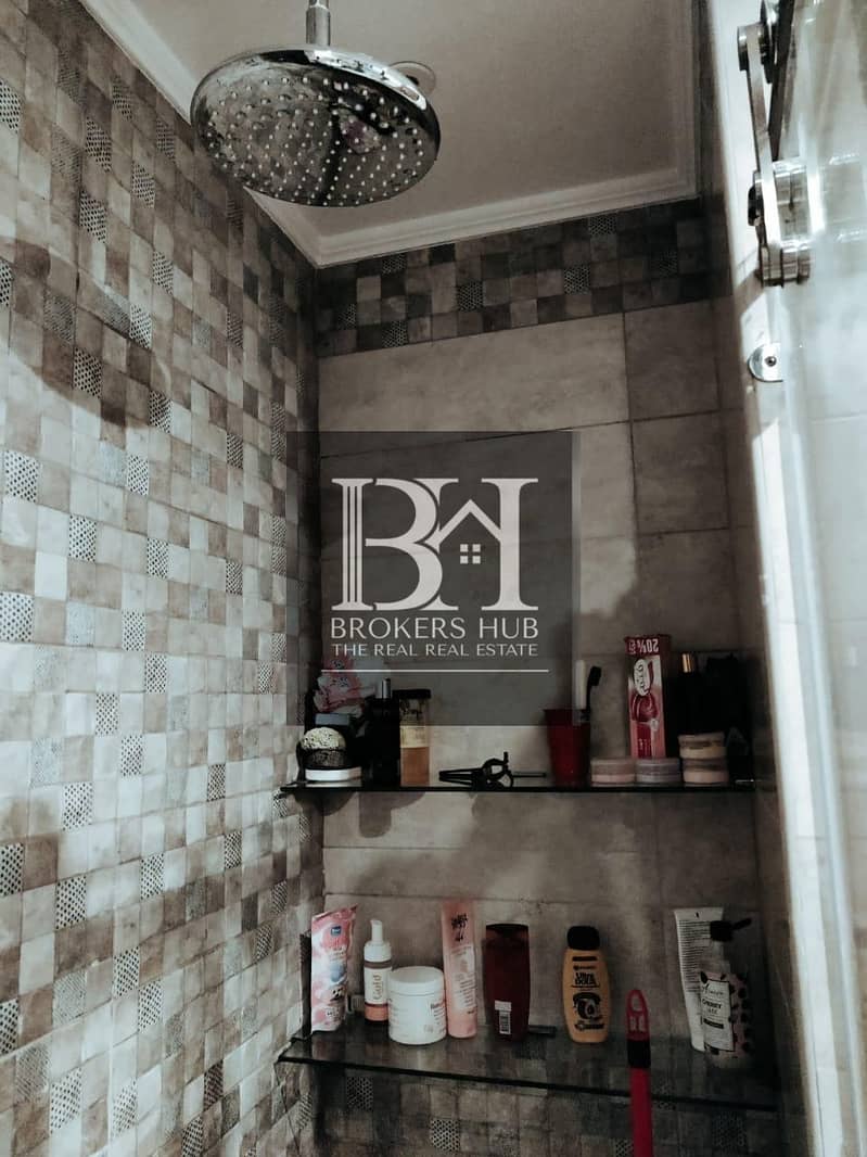 23 fe10f31d-0abd-476b-a032-0a137cc506d8. jpeg