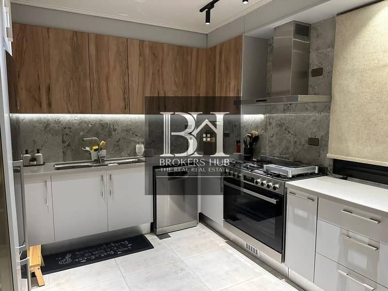 5 24a23a45-3ba2-4062-8c38-983e745cb5a8. jpeg