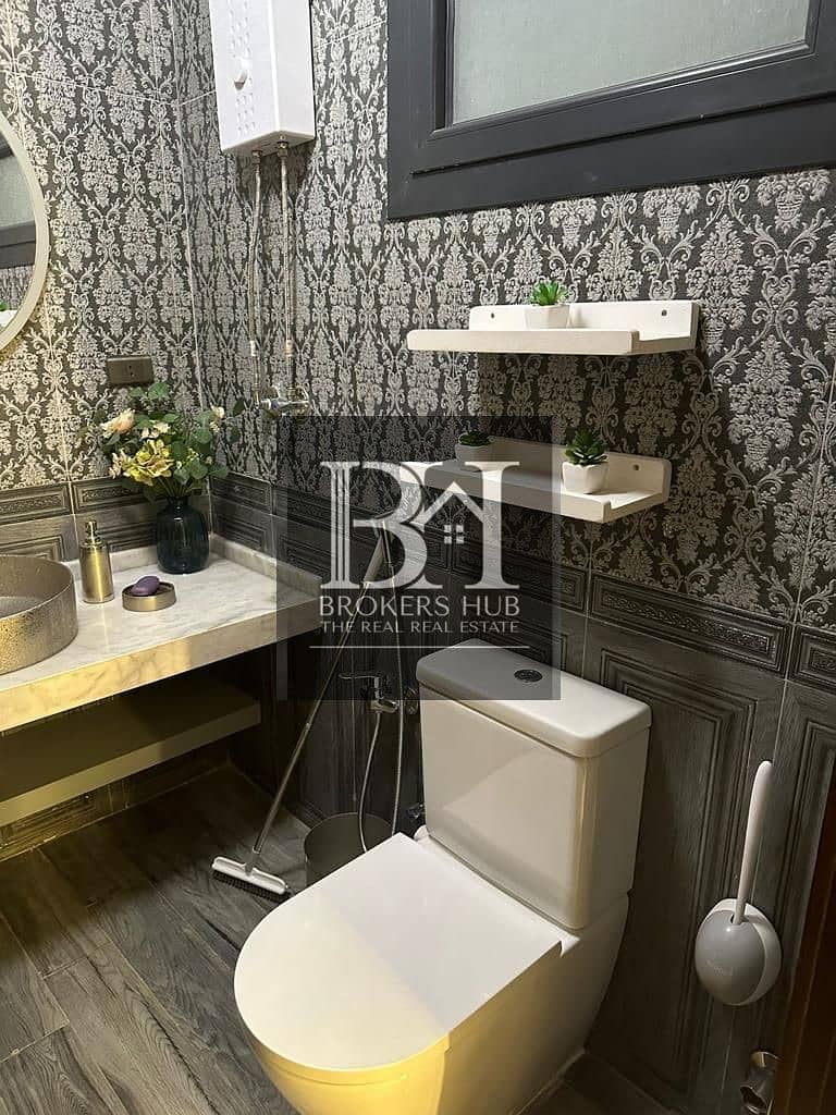 13 c8d9cd04-7e91-46b7-b3de-48f447e41f06. jpeg