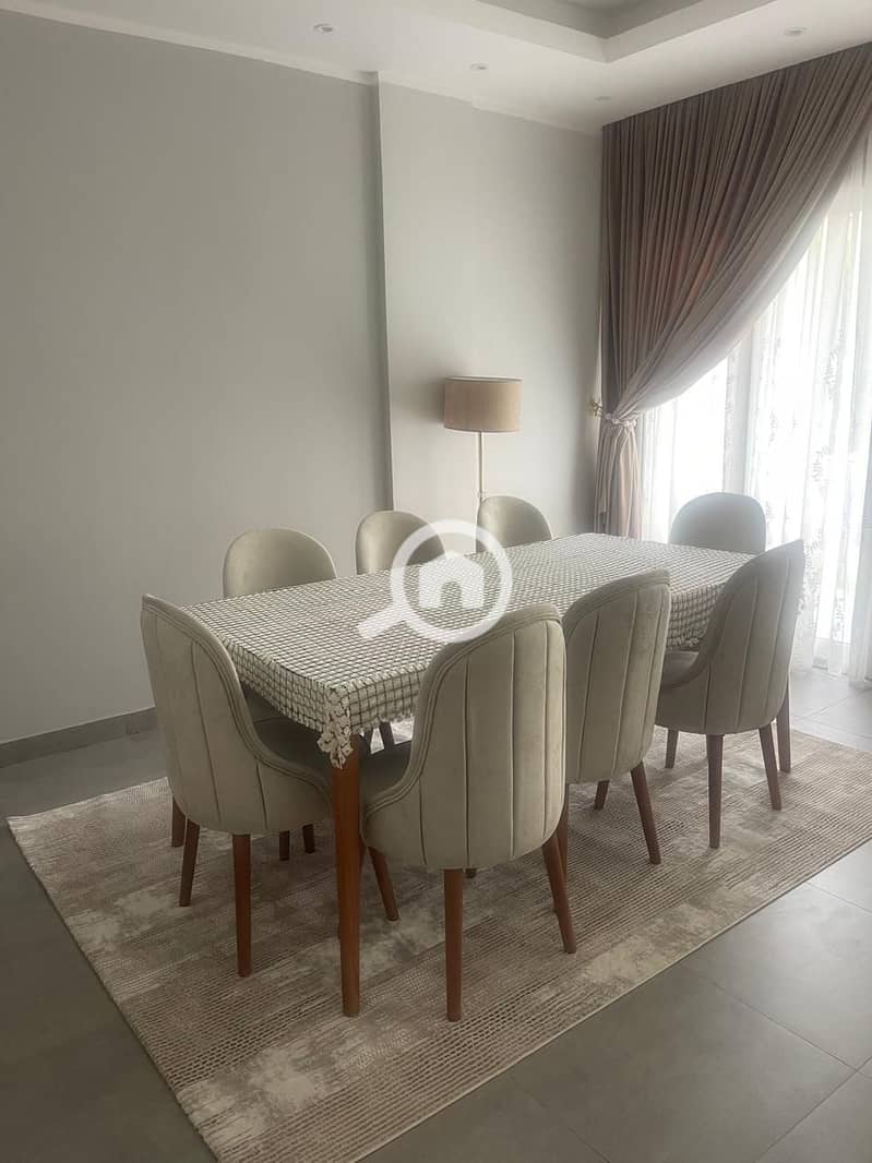 4 WhatsApp Image 2025-10-14 at 10.35. 34_2b1560bd. jpg