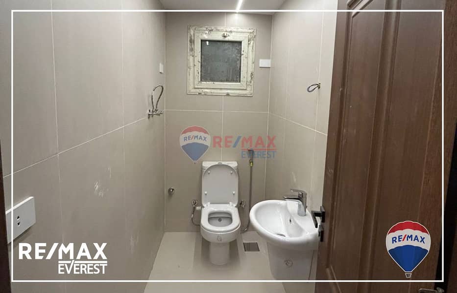 10 WhatsApp Image 2025-11-10 at 4.33. 30 PM. jpeg