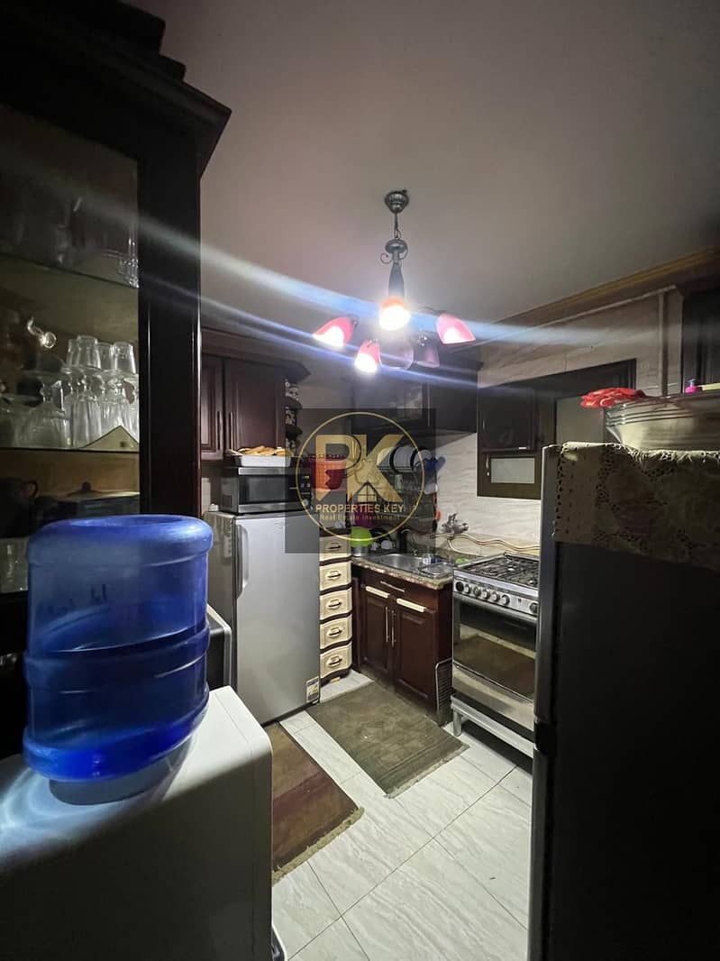 6 81a22832-ead7-4537-aad6-5f19a95b911b. jpg