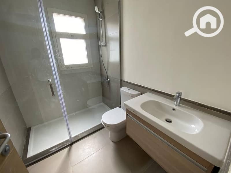 3 3e92e5f9-3aab-4fd9-aba6-d9dcd21c1317. jpg