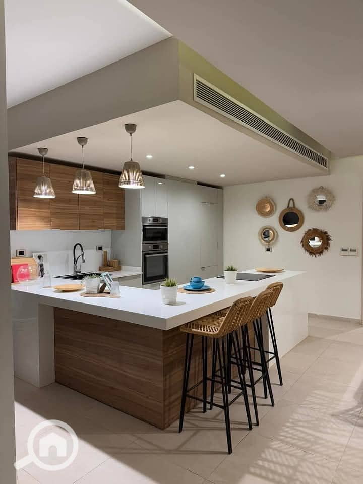 2 photo_2025-02-07_20-08-00. jpg