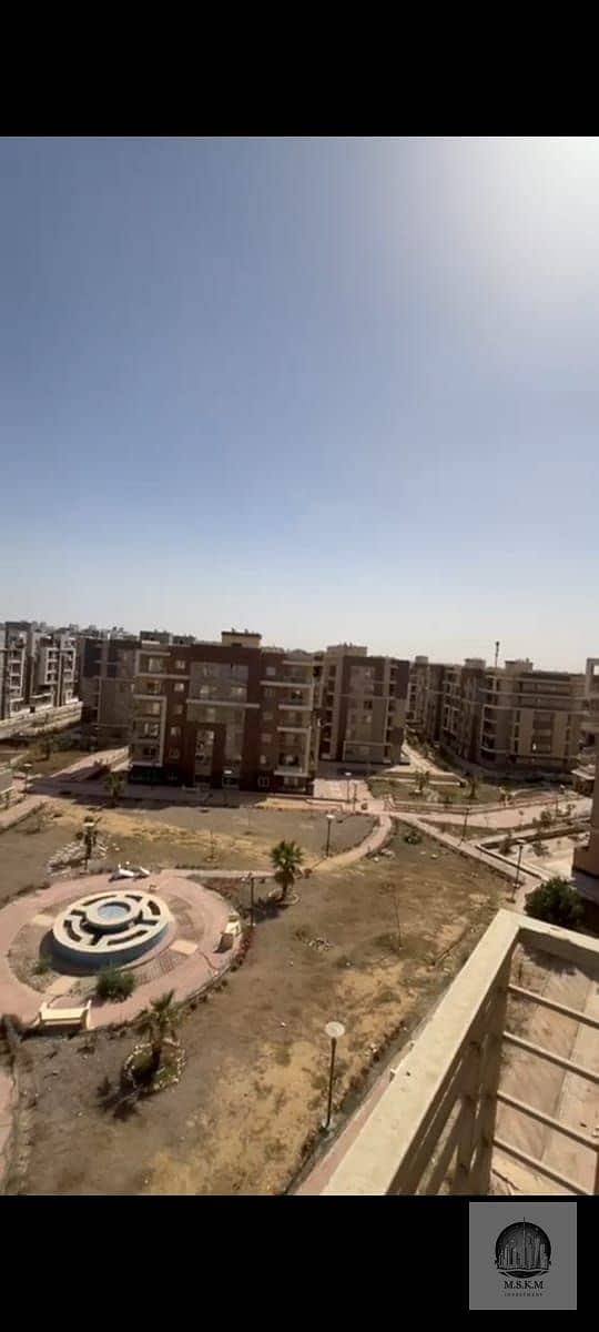 2 d325e2d9-439a-4e8d-9624-bac2c3a4ff01. jpg