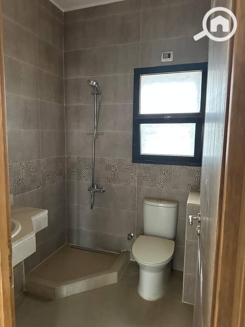 8 WhatsApp Image 2025-11-09 at 1.38. 33 PM. jpeg