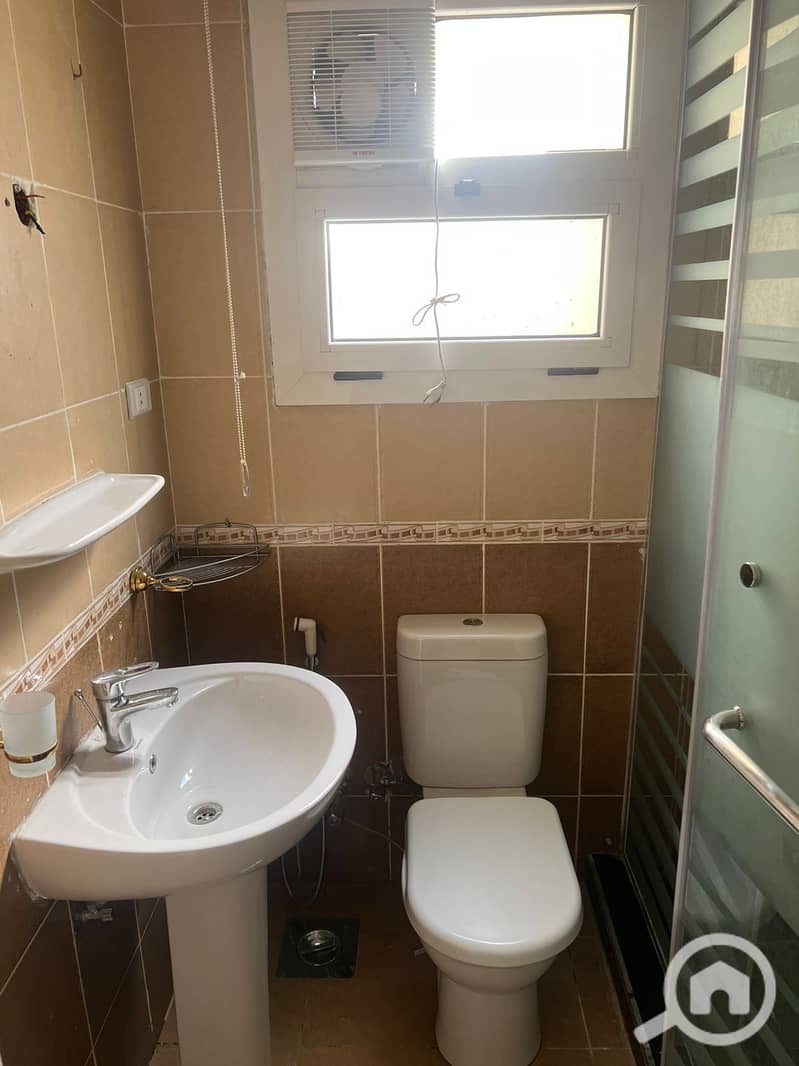 13 WhatsApp Image 2025-11-11 at 14.35. 11_4564708c. jpg