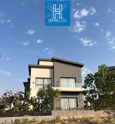 4 Bedroom Townhouse for Sale in New Cairo, Cairo - 6e0d8e0a-05f2-4c5e-97ed-88d7fe42f880. JPG