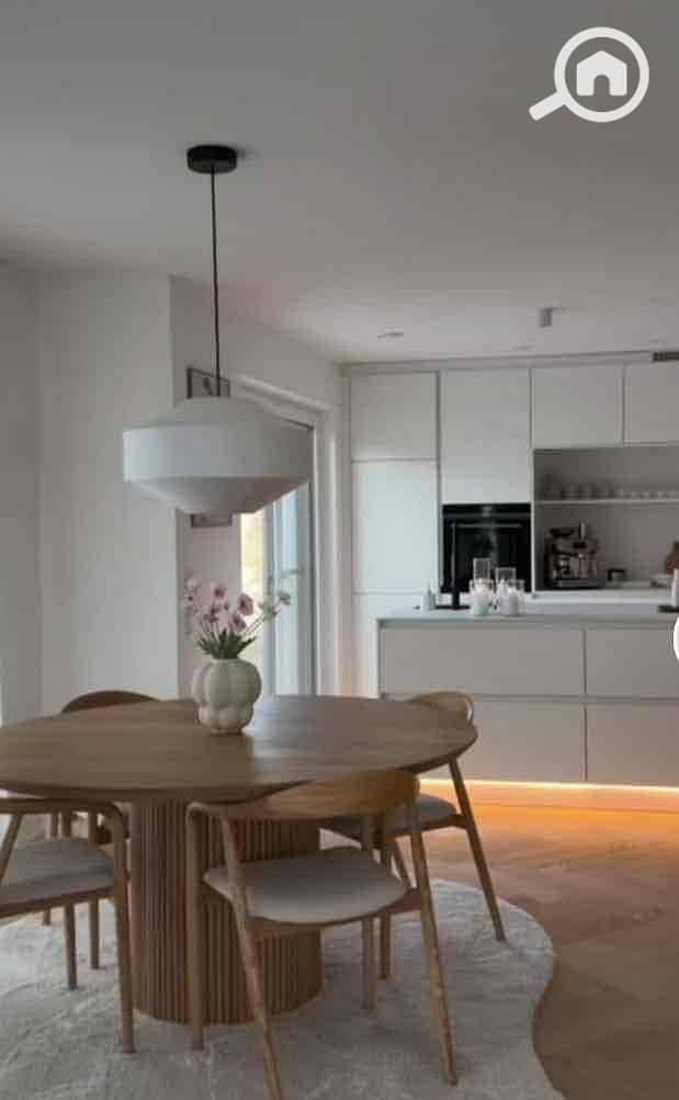 9 79183351-c730-4c6d-9e00-cbfa77234f6e. jpg