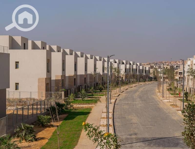 9 cf86addf-ae35-4b62-83be-7ccc9d1a20a4. jpg