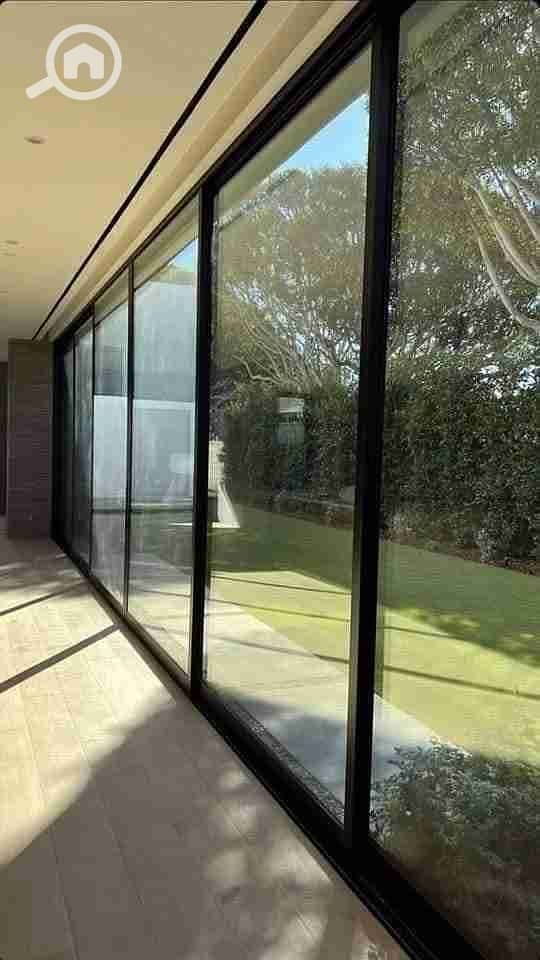 2 FB_IMG_1762863850981. jpg