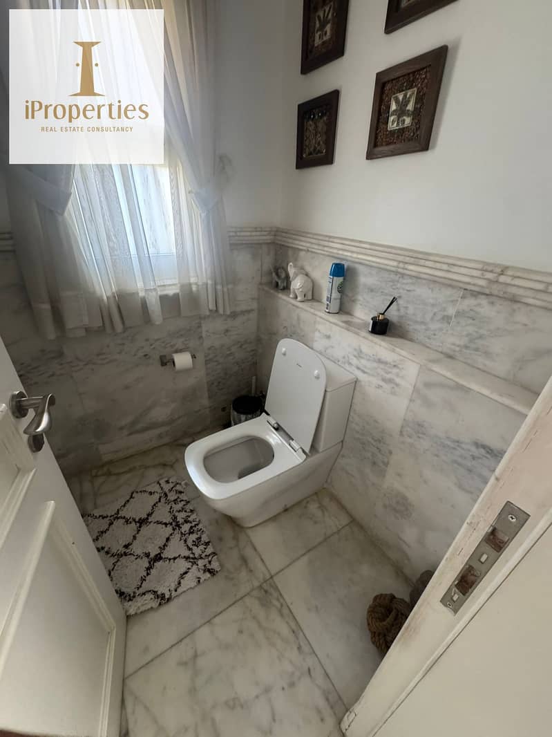 2 3ab61754-ad3d-4fed-afaf-0366552f938e. jpg