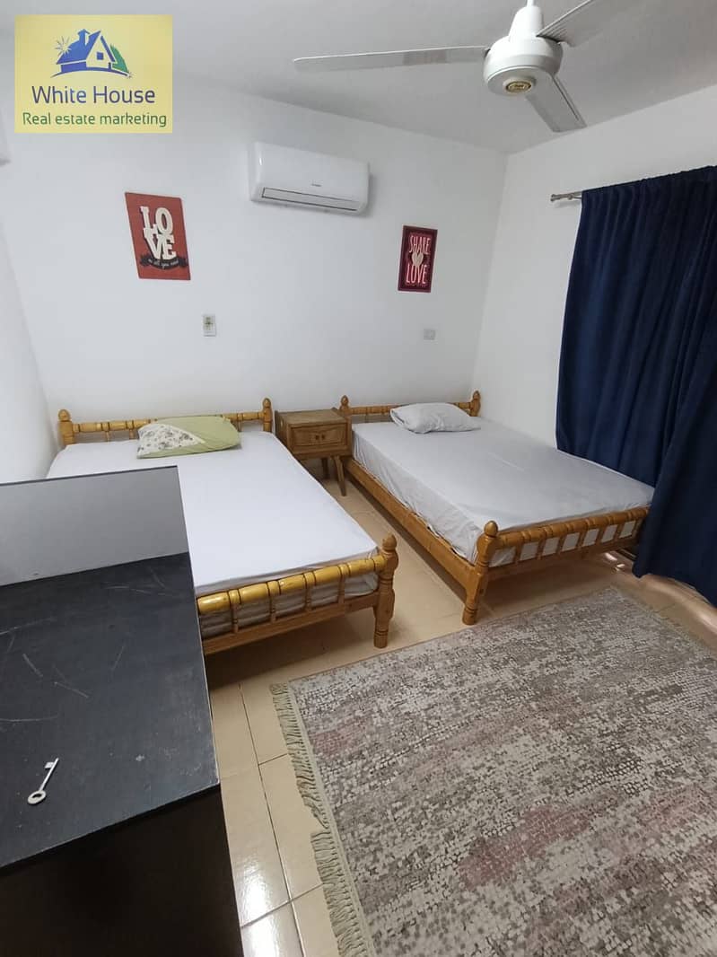 4 WhatsApp Image 2025-09-30 at 11.20. 39 PM (2). jpeg