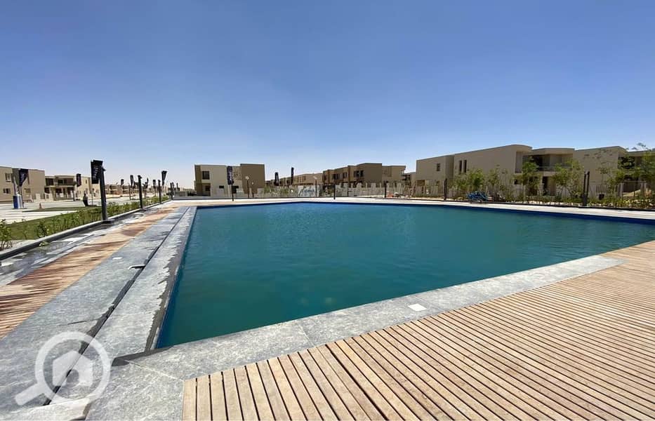 10 453599575_10228859231400255_8364955158576015714_n_1400x900. jpg