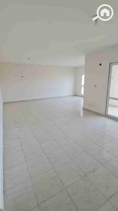 3 Bedroom Flat for Sale in Madinaty, Cairo - IMG-20250119-WA0011. jpg