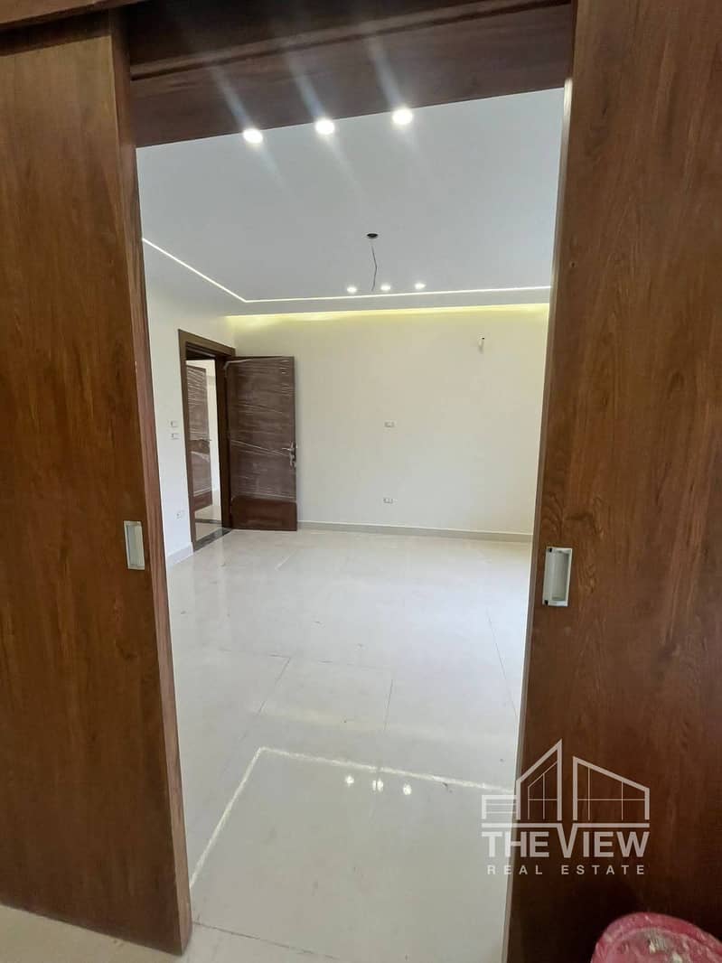 11 WhatsApp Image 2025-11-04 at 13.02. 55_4c06341e. jpg