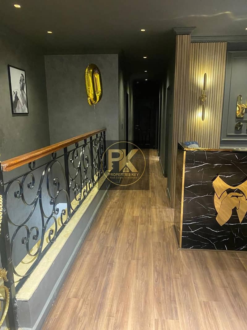 9 d26342c8-e337-44ab-9c6d-f83beee9f073. jpg