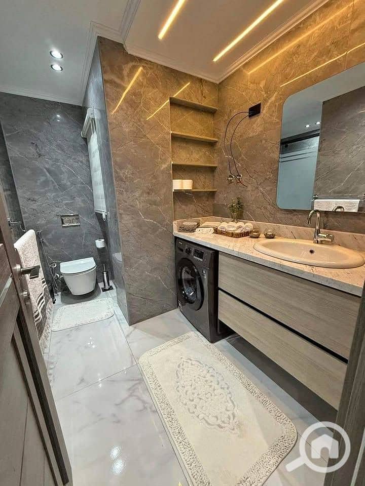 7 482086844_122144864264518169_5644877073150348055_n. jpg