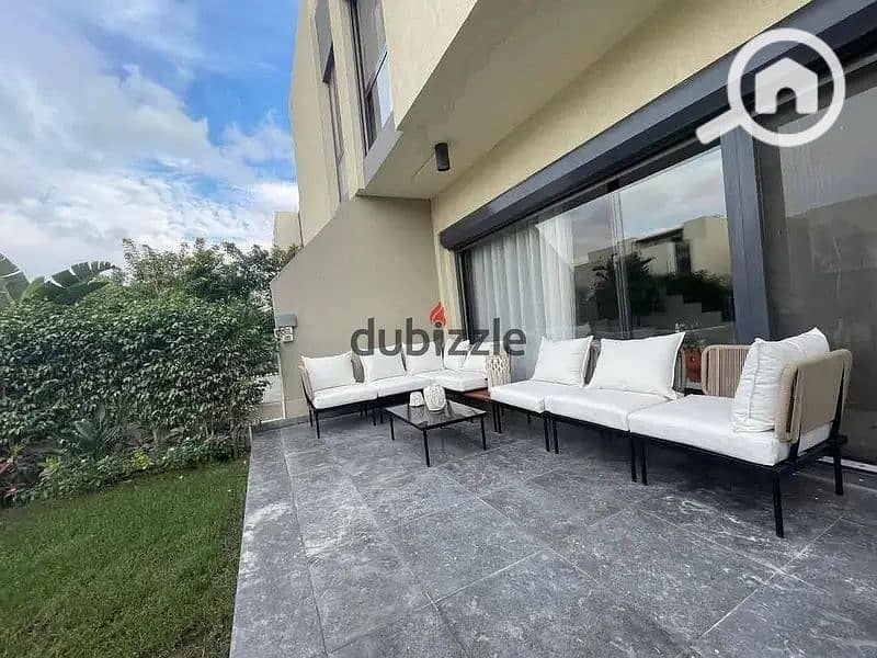 4 147260039-800x600. jpg