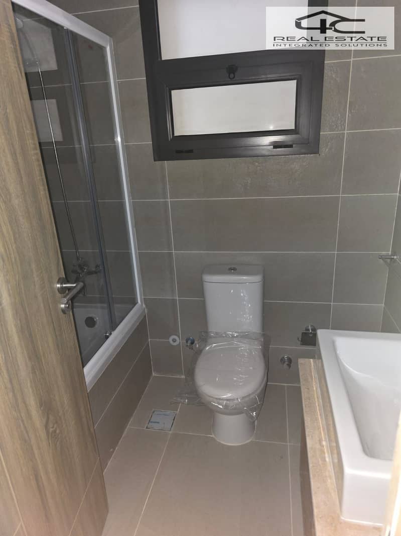 6 WhatsApp Image 2025-11-09 at 2.21. 38 PM. jpeg