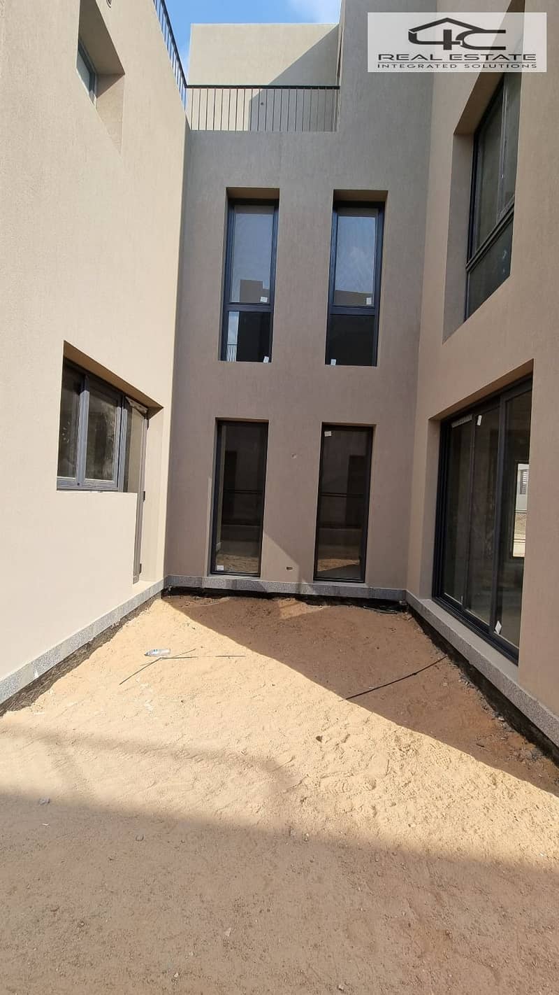 8 WhatsApp Image 2025-11-11 at 14.03. 49. jpeg