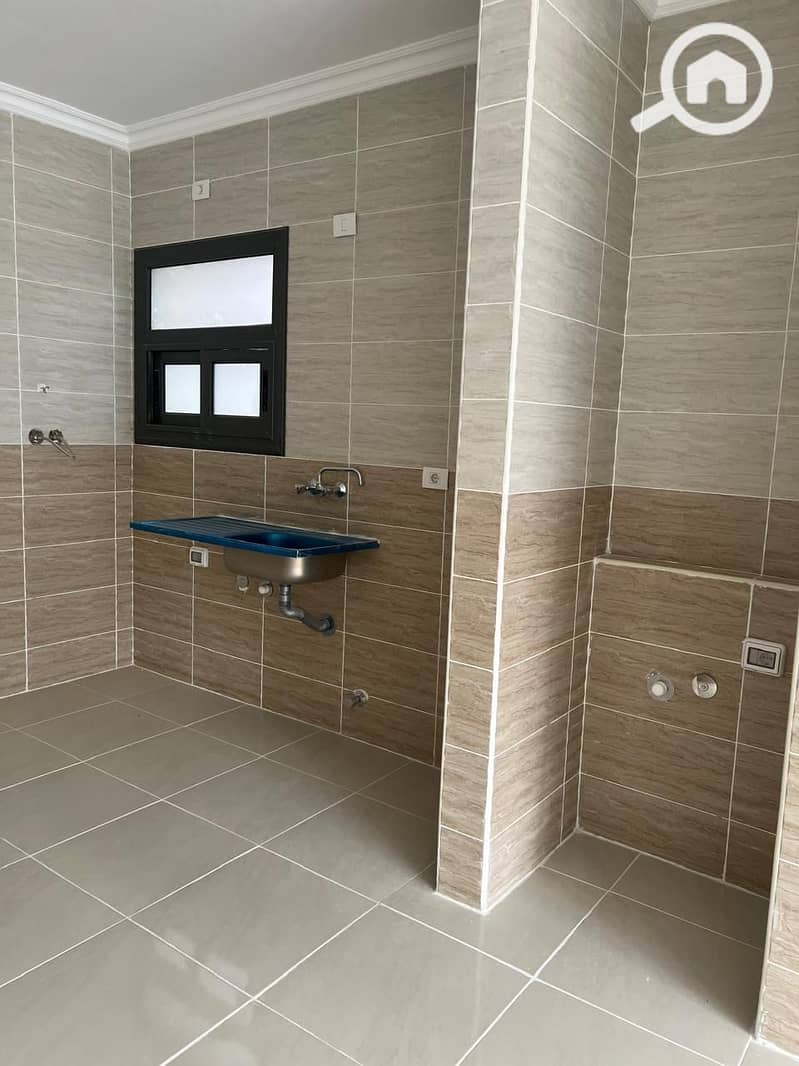 11 WhatsApp Image 2025-11-11 at 11.38. 10 PM. jpeg