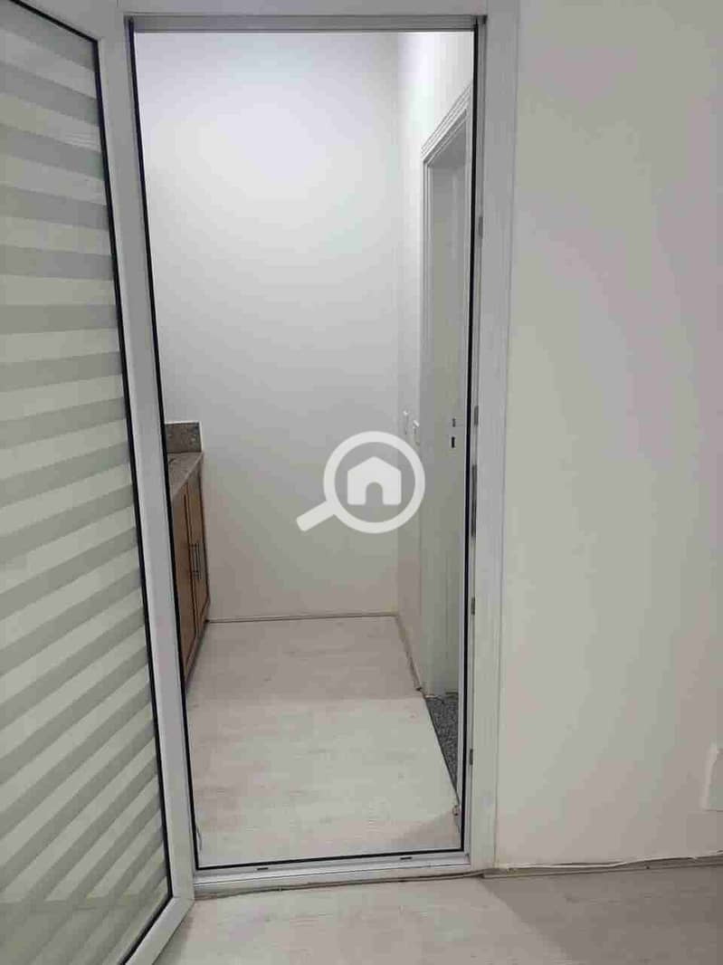 1000284505. jpg 1000284505. jpg