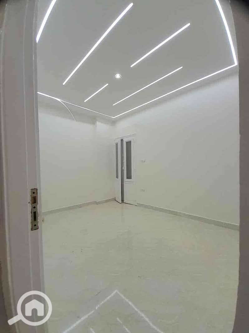 2 38e7056d-24b8-4c7c-9403-19134f93e32d. jpg