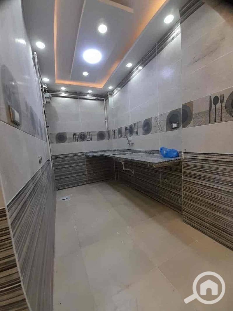 3 6f784a02-6bf3-44fc-bf94-ab10a89d317a. jpg