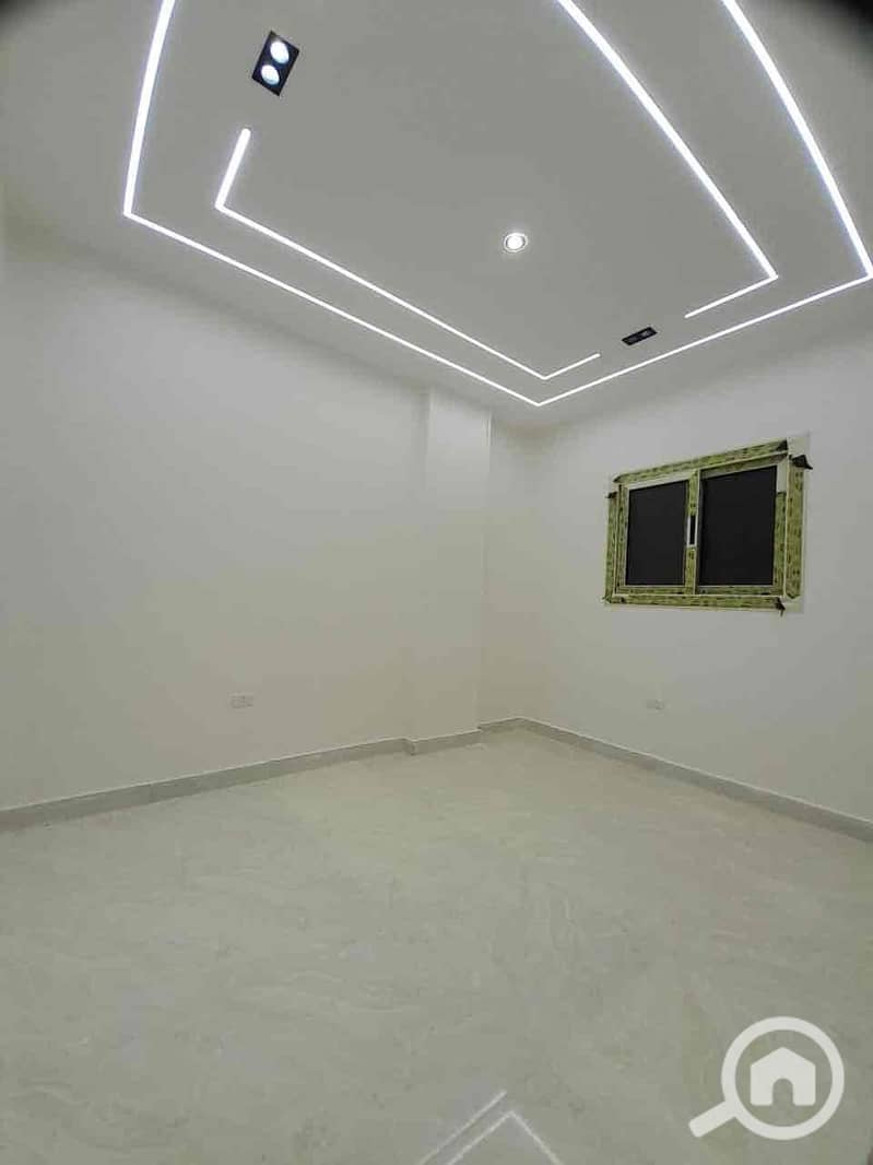 8 b1e80de4-f245-4468-bac4-87ebf32af3ad. jpg