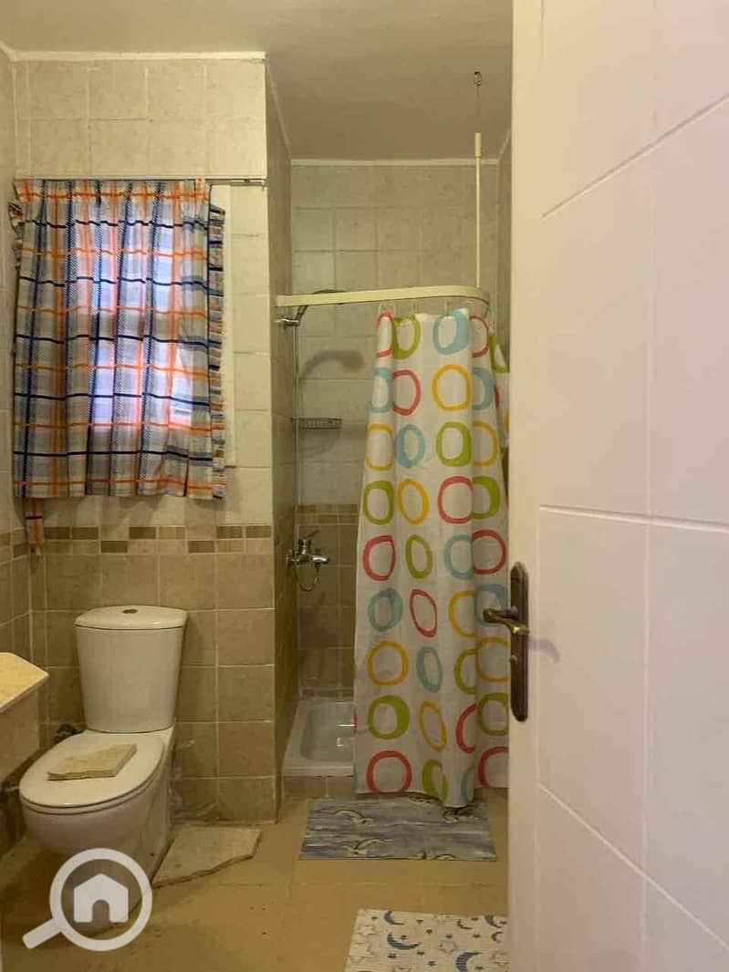 5 c0746715-4c0a-45a8-9f73-ec9a2697888c. jpg