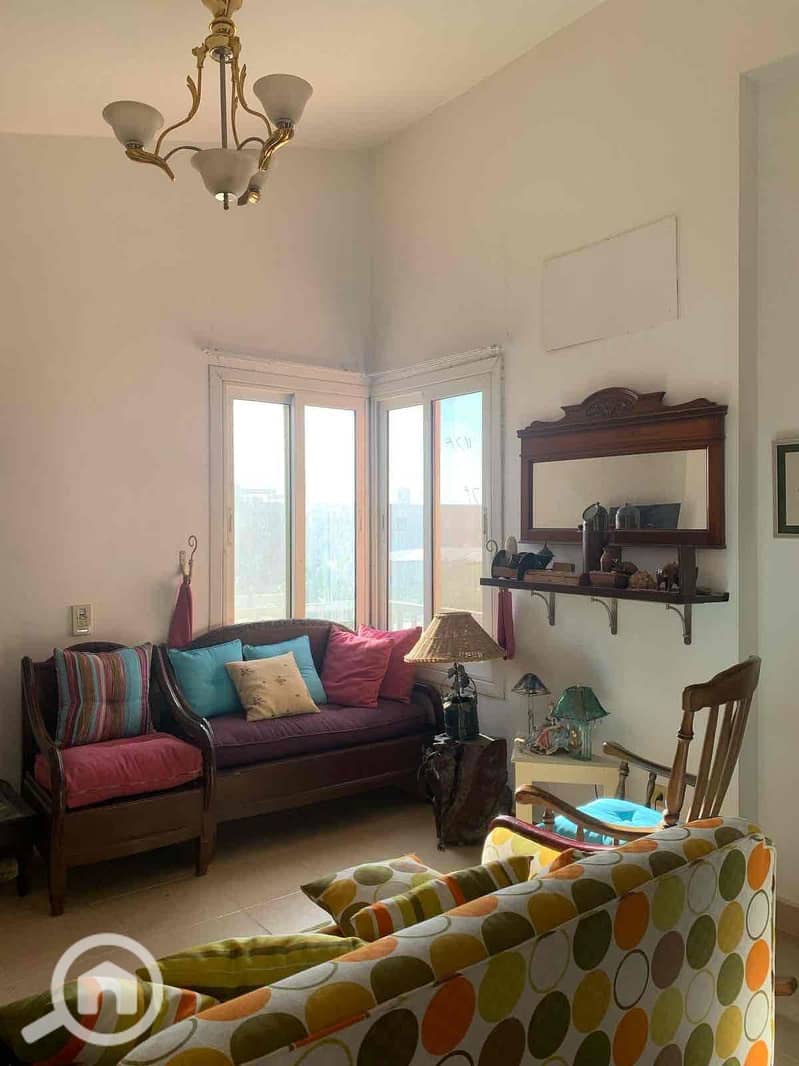 10 cabb26a0-36af-4aa6-8683-315f6e5b7ef5. jpg