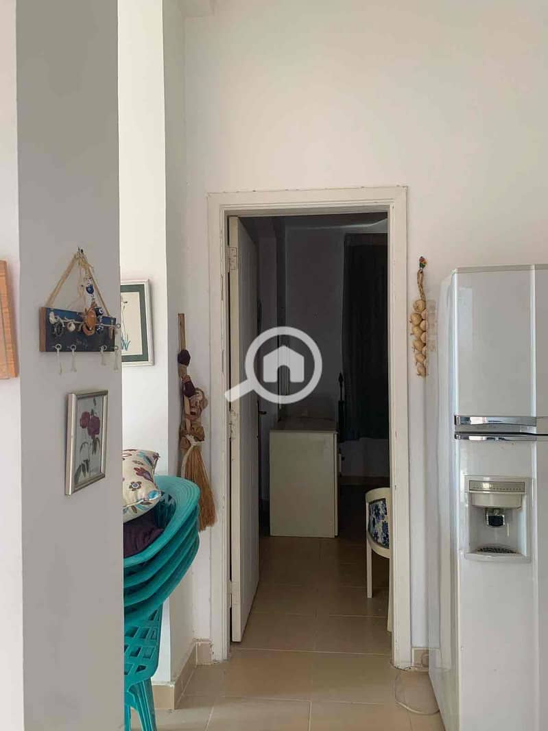 12 951323c4-14bf-4405-99f6-4fbcb0064070. jpg