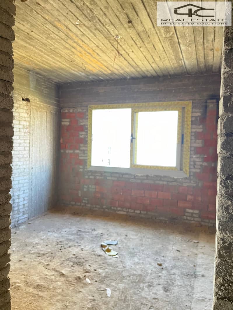 10 WhatsApp Image 2025-11-04 at 4.06. 39 PM. jpeg