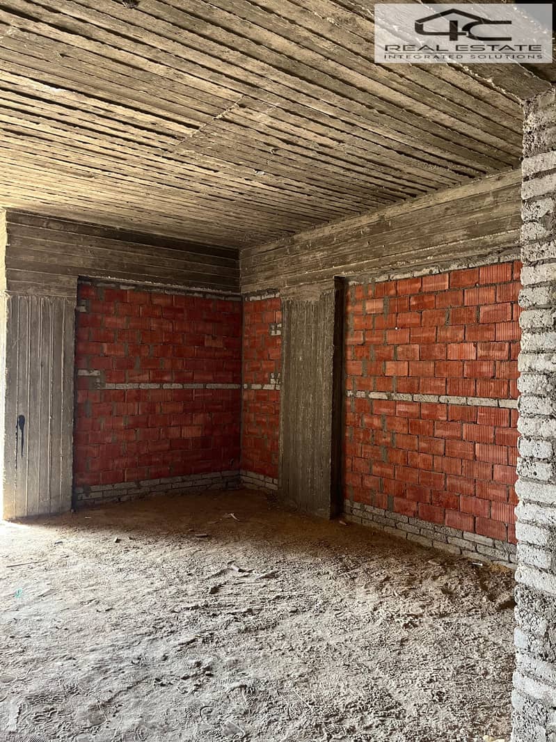 12 WhatsApp Image 2025-11-04 at 4.06. 38 PM. jpeg