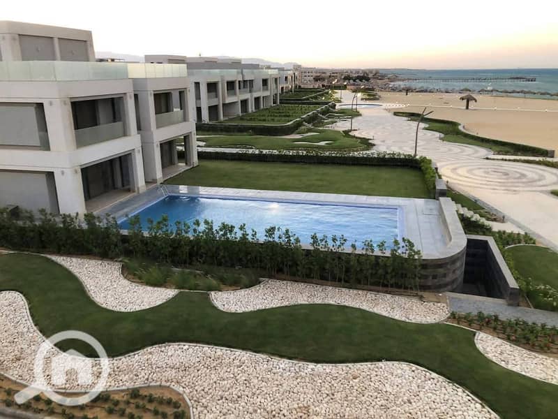 8 FB_IMG_1762902639204. jpg