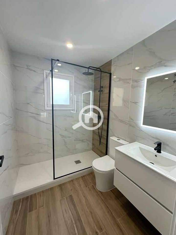 10 501102453_606469799128893_1984802646113988566_n. jpg