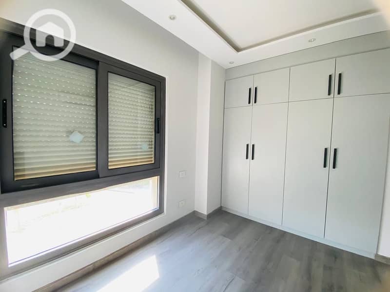 6 3c9af79e-2bf4-4a17-b7d7-5354a443022c. jpeg