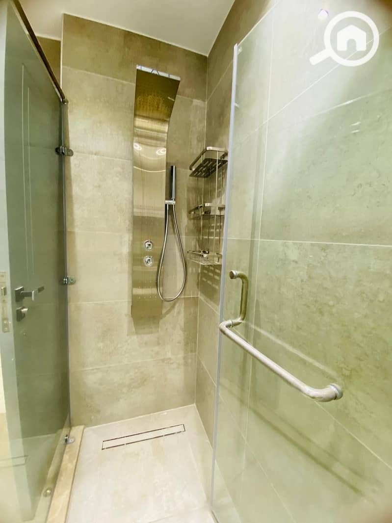 8 756ca0bf-56e9-4150-801d-2d46e9820456. jpeg