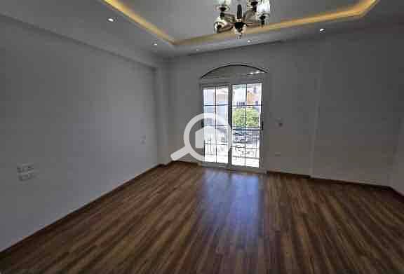 5 b8f2cc52-f546-4ce2-9af1-e68ede08873f. jpg