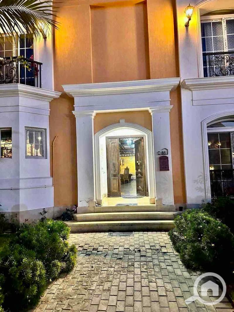 9 af2220b9-f9d7-4e6f-9461-920d9382eefc. jpg