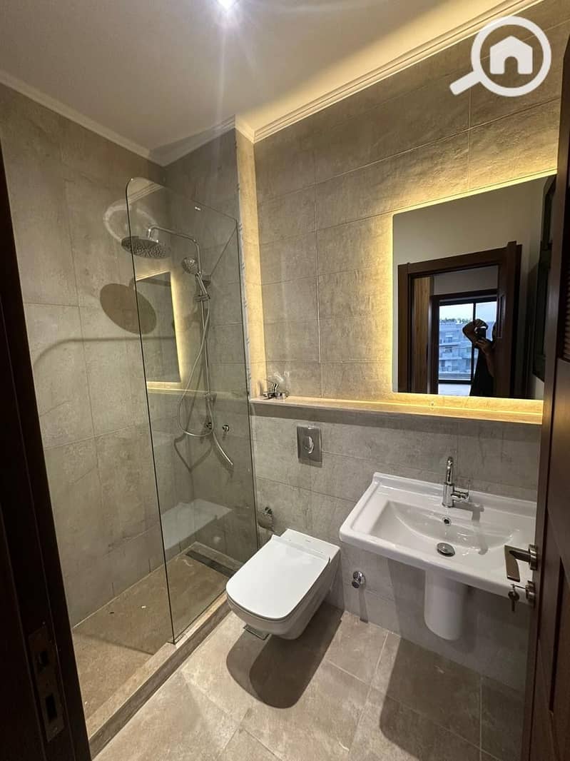 6 f3649165-6ea1-431c-9d88-d6fe293299d7. jpeg